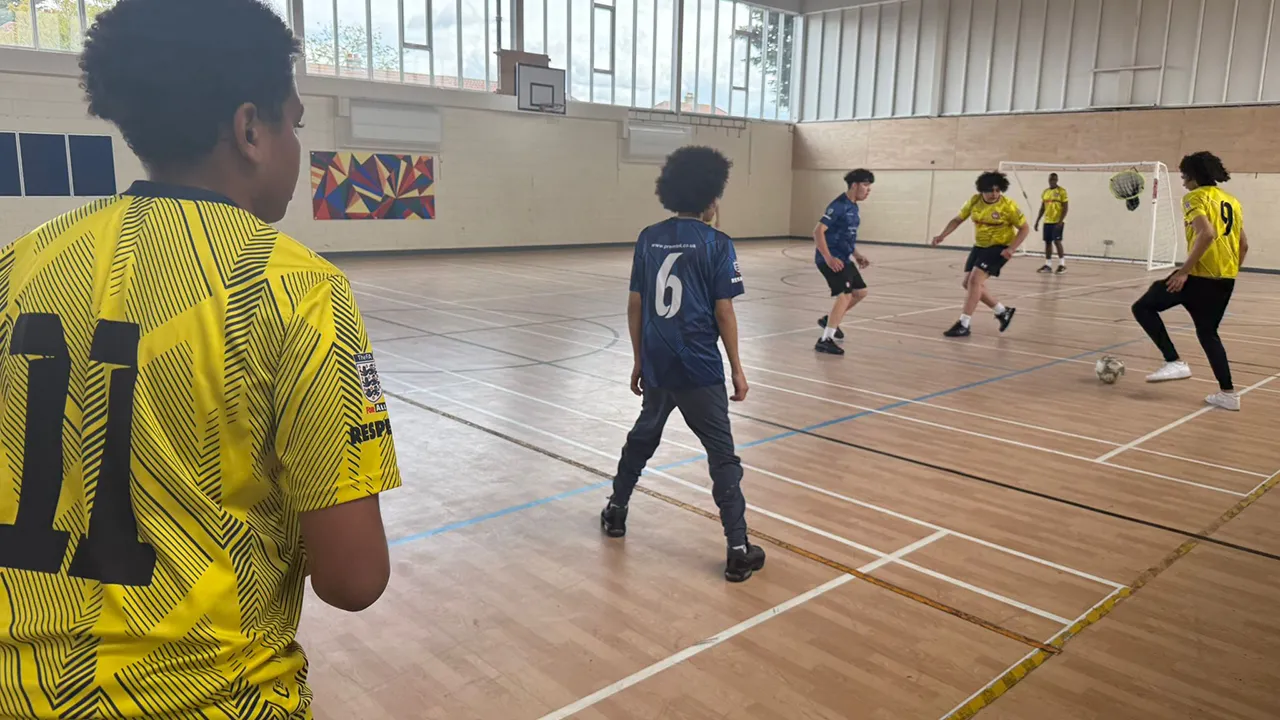 newhaven school new football kits